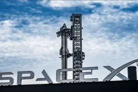 美媒：SpaceX“星舰”重型运载火箭即将第三次试飞，马斯克发文预热图片