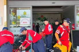 在缅华人为帮助救援队救灾主动退掉回国机票：缅甸人民淳朴，想贡献自己的力量图片