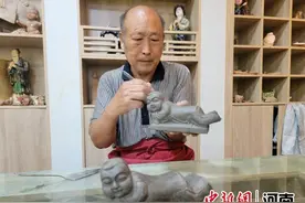 河南伊川：“非遗”进校园 泥塑润童心图片