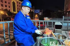 在玉溪｜玉溪一位烧烤店主的故事：以热爱之名增添城市烟火气图片