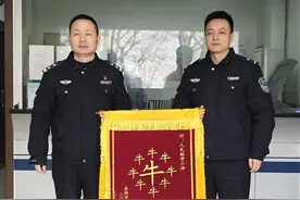 市民连夜寻找走失爱宠7小时未果，民警助力寻回图片