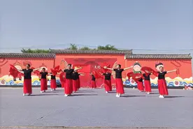 阳信县洋湖乡举办“我的中国梦——文化进万家”广场舞大赛图片