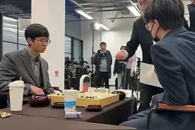 中国围棋协会回应柯洁被判负图片