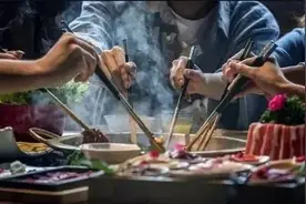 一日三餐几点吃最合适？切记别晚于这个时间点！图片