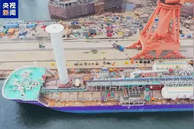 全球首制7500立方米液态二氧化碳运输船试航图片