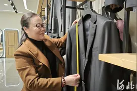 从“容城服装”到“雄安服装” 看罗萨服饰转型升级之路图片