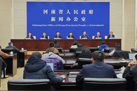 春运河南跨区域人员流动再创新高 自驾出行占比预计超90%图片