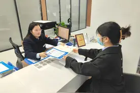 【聚焦“双优化”】荆州区：“事前告知”促遵从 营商环境再提升图片