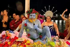 巴黎奥运会开幕式上的“蓝色酒神”演员致歉，《希腊神话》中的酒神到底是个啥形象图片
