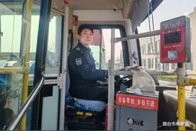 【乐善公交人】救火助人 拾金不昧 点滴善举传递公交正能量图片