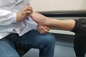 身体好不好，低头看看脚！很多疾病信号，腿脚先知道！图片