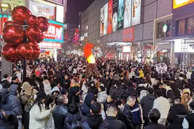 你们安心跨年 我们守护你们平安图片
