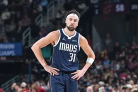 NBA | 独行侠大交易后惨败骑士43分图片