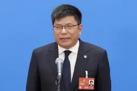聚焦两会｜文旅升级：代表委员建议取消酒店入住“人脸识别”，强制实施带薪休假图片