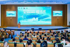 华为携手清华大学（电力国重）与岳能科技，共同探索智慧新能源集控新未来图片