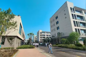 中冶天工枣庄市第十六中学南校异地扩建项目二期工程正式交付使用图片