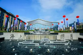 全国共有69家单位入选，明月·海藻世界上榜国家工业旅游示范基地图片