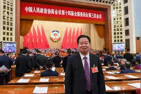 全国政协委员、大湾区进出口商业总会会长林龙安：AI大模型为跨境电商带来机遇和变革，应加快推动融合发展图片