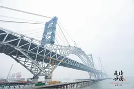 四个首创六个最！32国记者“桥”见名副其实的基建狂魔图片