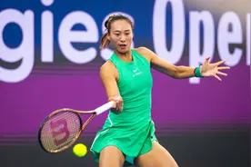 0-2不敌对手，郑钦文多哈赛止步16强图片