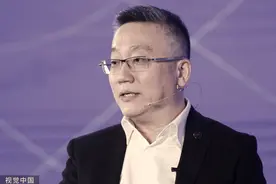 转机去美国的汽车大佬图片