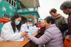 浙江德清：义诊进乡村 健康送到家门口图片