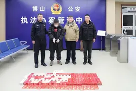“香客”赶路近百里，不为祈福只为偷图片