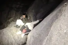 北京2名少女爬野山，深夜被困15米岩壁！惊险一幕……图片
