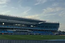 聚焦亚冠|连线远征日本的球迷：希望泰山队能客场逆转图片