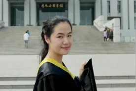 首位90后女航天员王浩泽：从工程师到“坐火箭”，母校祝福图片