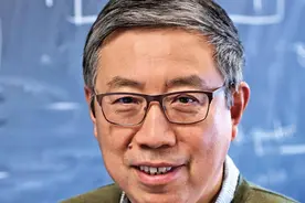 瞭望·瞭望访谈 | 让中国数学涌动创新活力——专访中国科学院院士、北京大学讲席教授田刚图片