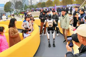 新川之心机器人公园正式开园图片