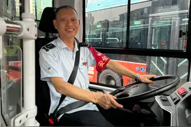 发扬螺丝钉精神 扎根公交一线  党员魏守东：组织有需要时我第一个上图片