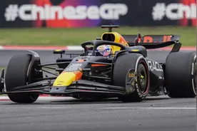 F1赛事见证飞驰的上海图片