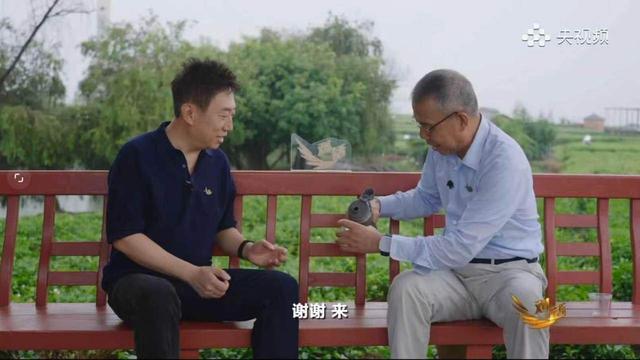 央视专访钟睒睒 周国辉：推动平台经济回归初心促进健康发展
