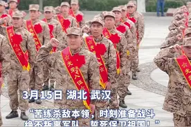 热血儿郎从军报国，硚口区为2024年春季新兵送行图片