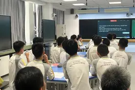 “课程思政视域下的高中英语课堂教学”主题研讨活动举行图片
