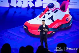 开学经济升温，童鞋品牌以“稳科技”加速“跑进校园”｜新经济观察图片