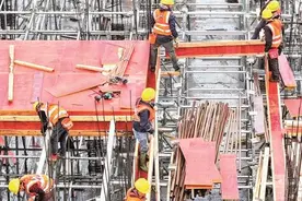 广安理工学院：争分夺秒“抢进度”图片