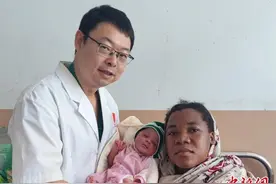 中国医生苏勇：两度援非 在科摩罗岛国做生命的“摆渡人”图片