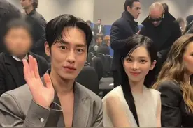 韩团偶像柳智敏被曝与男演员恋爱中，疑似一见钟情图片