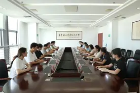 山东政法学院来滕州市法院交流大学生实习工作图片