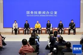 从“马背少年”到“动车组司机”  斯朗旺扎：见证青藏高原铁路发展图片