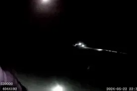 妻子负气走进沙漠丈夫寻觅双双失联！青海警方连夜搜寻救出夫妻俩图片