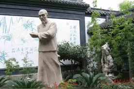 “走狗”还是“牛马走”？袁枚“黑”了郑板桥图片