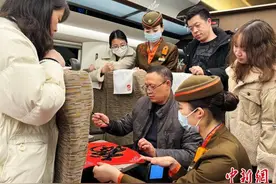福暖中国丨武铁迎来节前客流最高峰 加开夜行高铁图片