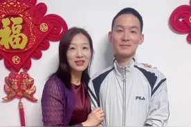 "富豪寻子"当事人谢浩男晒与亲母合照，回应父母离婚相关谣言：有太多不切实际的内容图片