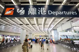 香港旅游成绩单不如预期，市民吐槽服务态度：“出去吃饭，像被赶鸭子”图片