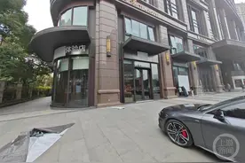 听花酒被3·15晚会点名后：成都、宜宾市监局展开调查，成都体验店暂停营业图片