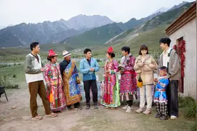 吴奇隆带队探寻乡村美食味道，《舌尖上的乡村》传递乡村味道图片